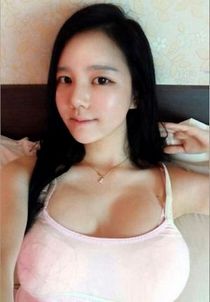 White lesbian fucks asian